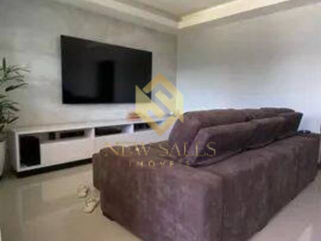 Casa para Venda em Goiânia - 3