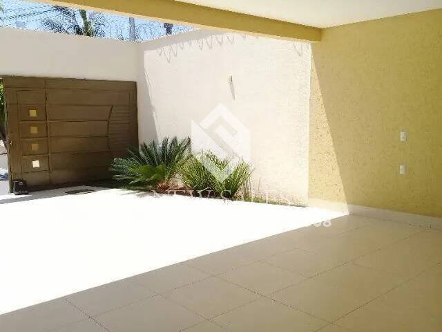#12530 - Casa para Venda em Goiânia - GO - 2