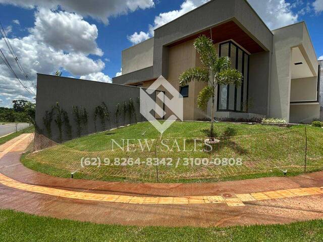 #12651 - Casa em condomínio para Venda em Goiânia - GO