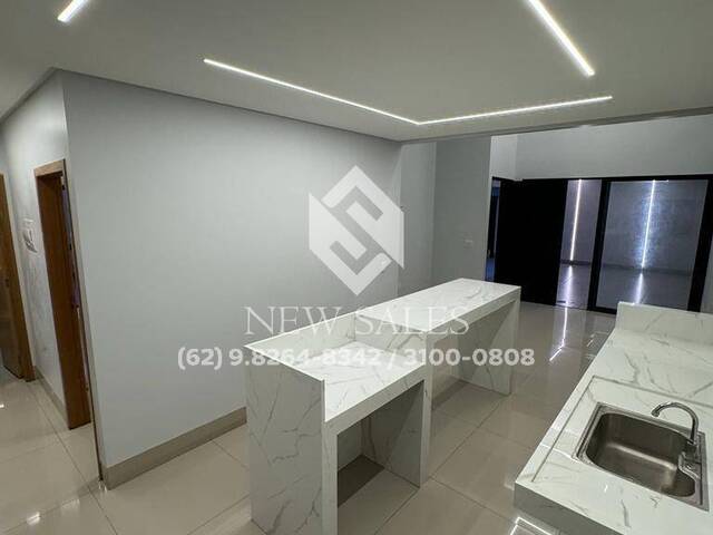 #12953 - Casa para Venda em Goiânia - GO - 1
