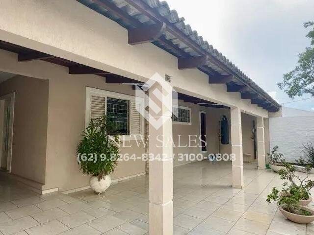 #13549 - Casa para Venda em Goiânia - GO - 1