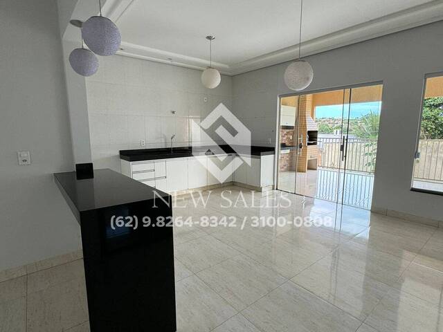#13817 - Casa para Venda em Anicuns - GO - 1