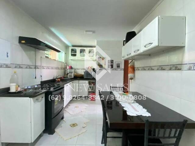 Apartamento para Venda em Goiânia - 2