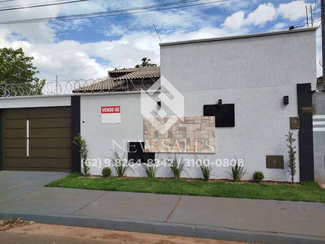 #13868 - Casa para Venda em Goiânia - GO - 2