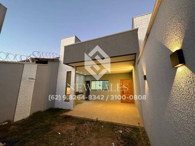 #13973 - Casa para Venda em Goiânia - GO - 1