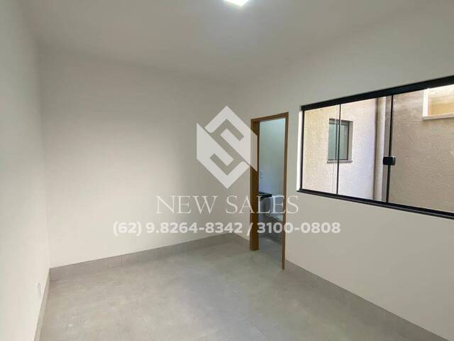 #13979 - Casa para Venda em Goiânia - GO - 1