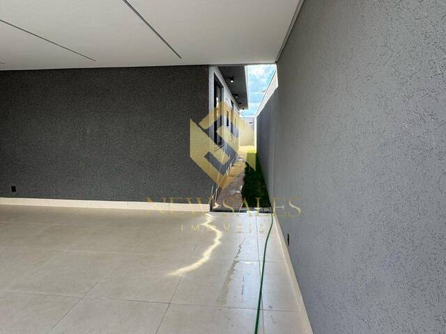 Casa para Venda em Goiânia - 3