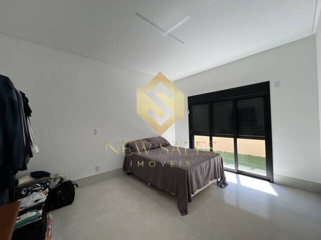 Casa para Venda em Senador Canedo - 5