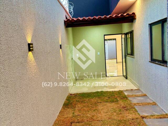 Casa para Venda em Aparecida de Goiânia - 2
