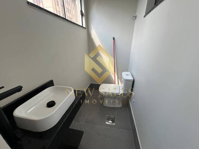 Apartamento para Venda em Goiânia - 4