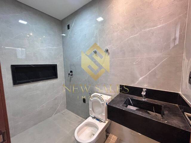 Casa para Venda em Goiânia - 5