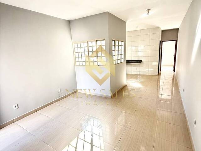 #14669 - Casa para Venda em Goiânia - GO - 2