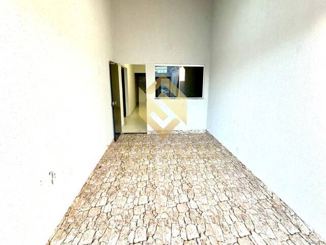 Casa para Venda em Senador Canedo - 4