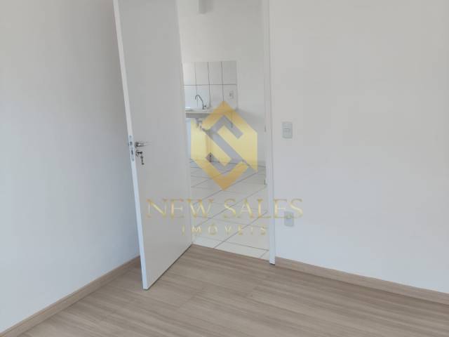 Apartamento para Venda em Aparecida de Goiânia - 5