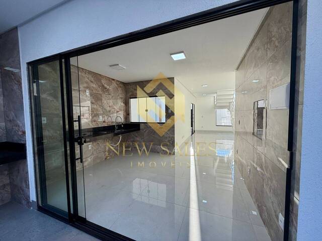 Sobrado para Venda em Goiânia - 5