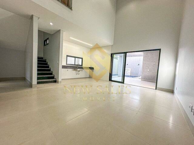 #15030 - Casa para Venda em Goiânia - GO - 1