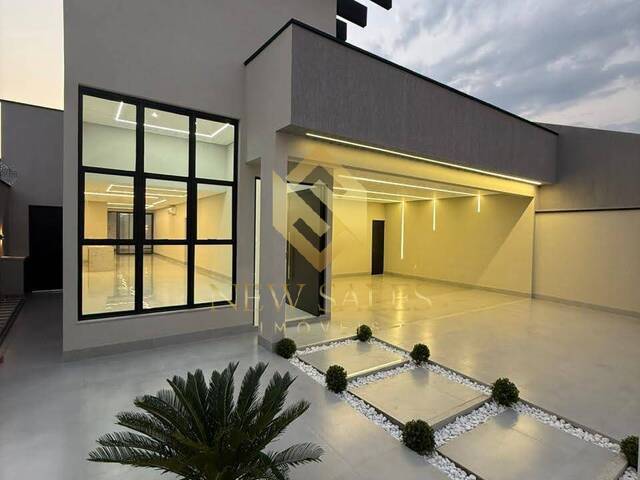 #15031 - Casa para Venda em Goiânia - GO - 1