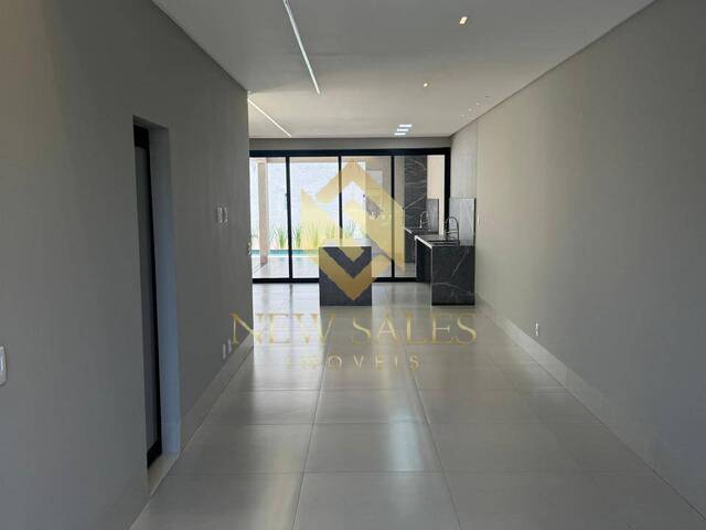 #15133 - Sobrado para Venda em Goiânia - GO - 2