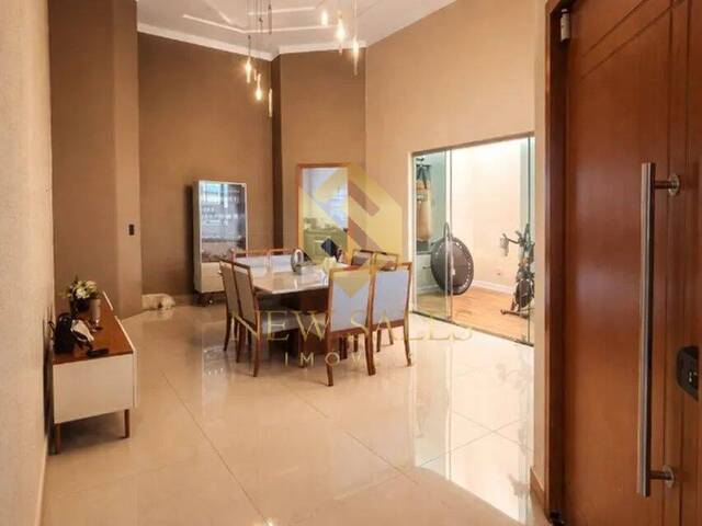 #15203 - Casa para Venda em Goiânia - GO - 3