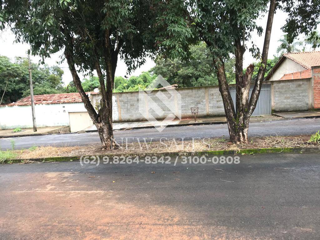 Terreno à venda, 2562m² - Foto 1