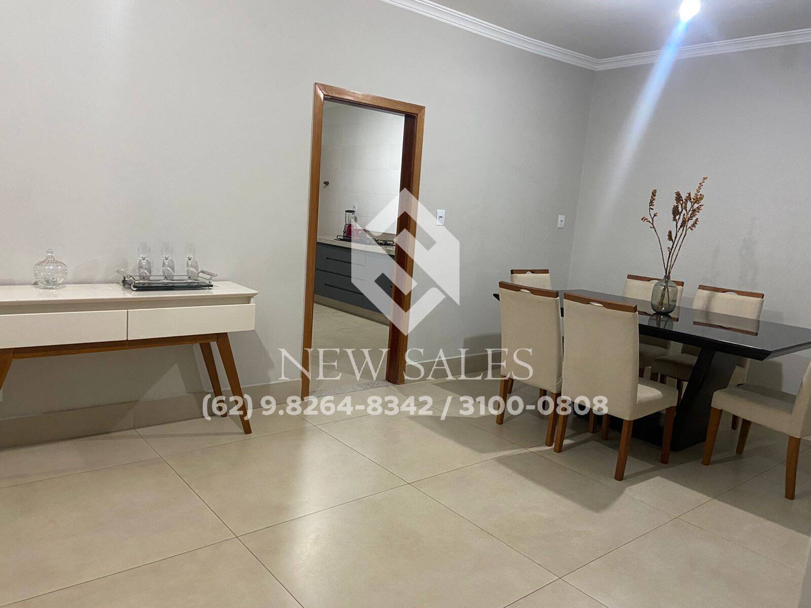 Casa à venda com 3 quartos, 360m² - Foto 4