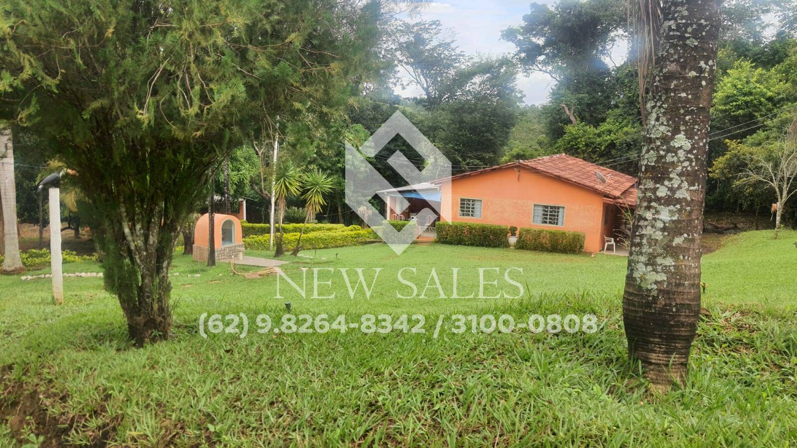 Chácara à venda com 3 quartos, 5700m² - Foto 1